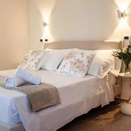 Farfalla Bianca - 4* Рим